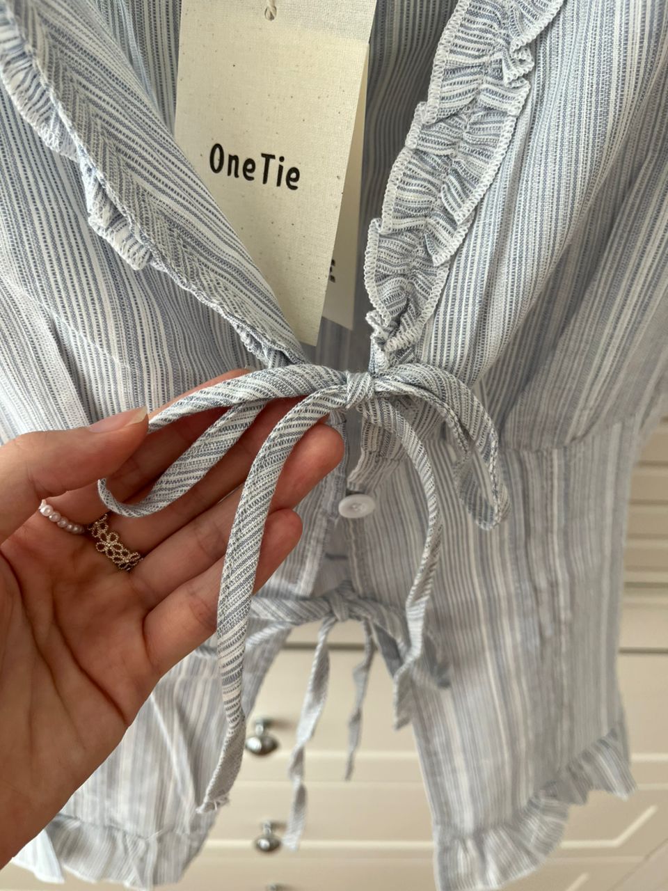 【有点甜】Blue Lace Short-Sleeve Blouse